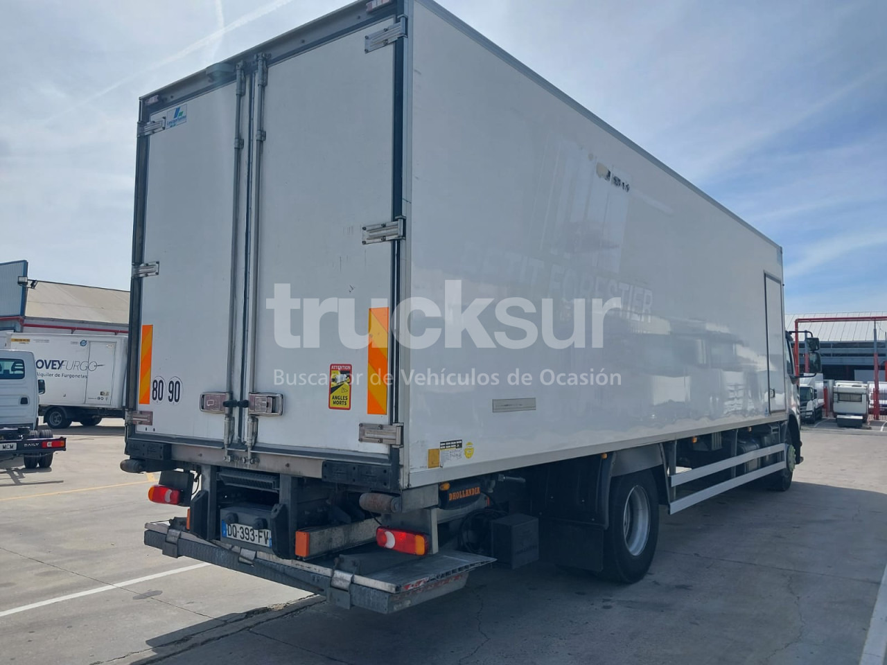 RENAULT D280.18 - Camion frigorifique: photos 3 RENAULT D280.18 - Camion frigorifique: photos 3