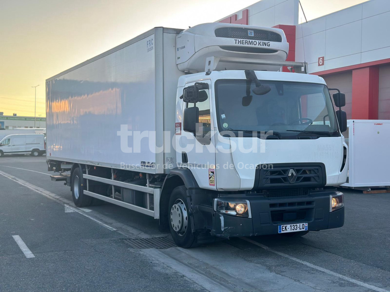 RENAULT D280.18 - Camion frigorifique: photos 2 RENAULT D280.18 - Camion frigorifique: photos 2