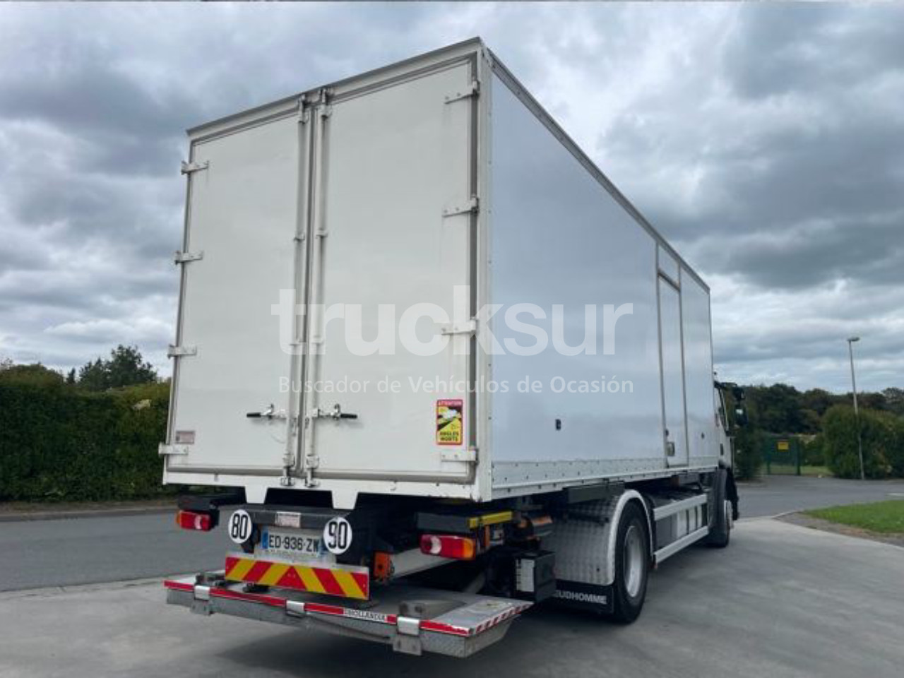RENAULT D280.18 - Camion fourgon: photos 3 RENAULT D280.18 - Camion fourgon: photos 3