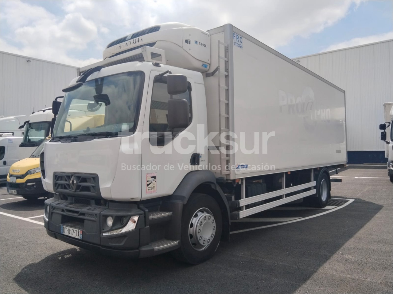 RENAULT D280 - Camion frigorifique: photos 1 RENAULT D280 - Camion frigorifique: photos 1