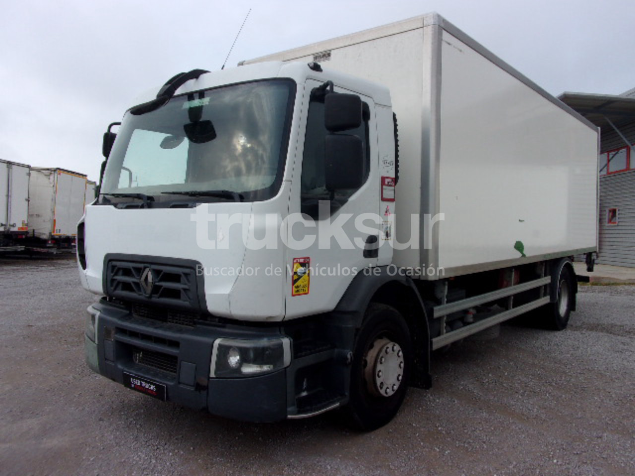 RENAULT D320.18 - Camion fourgon: photos 1 RENAULT D320.18 - Camion fourgon: photos 1
