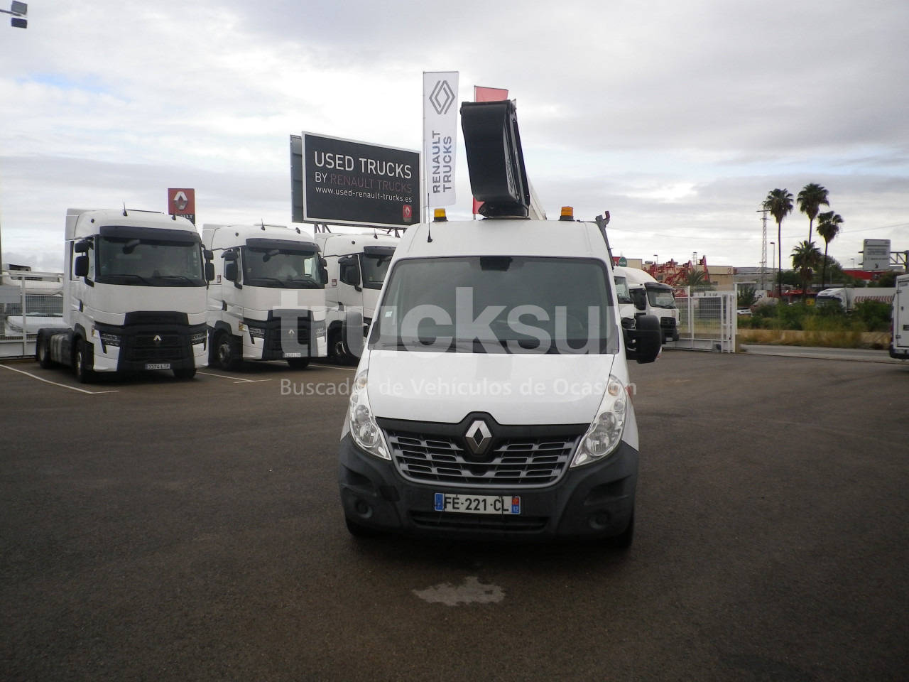 RENAULT MASTER 130.35 CESTA - Fourgon grand volume: photos 3 RENAULT MASTER 130.35 CESTA - Fourgon grand volume: photos 3