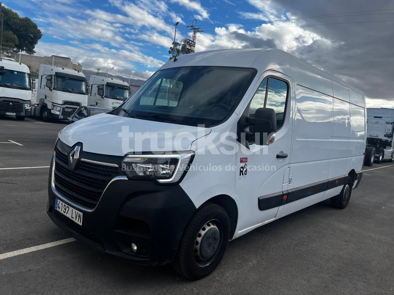 RENAULT MASTER L3H2 135.35 - Fourgon grand volume: photos 2 RENAULT MASTER L3H2 135.35 - Fourgon grand volume: photos 2