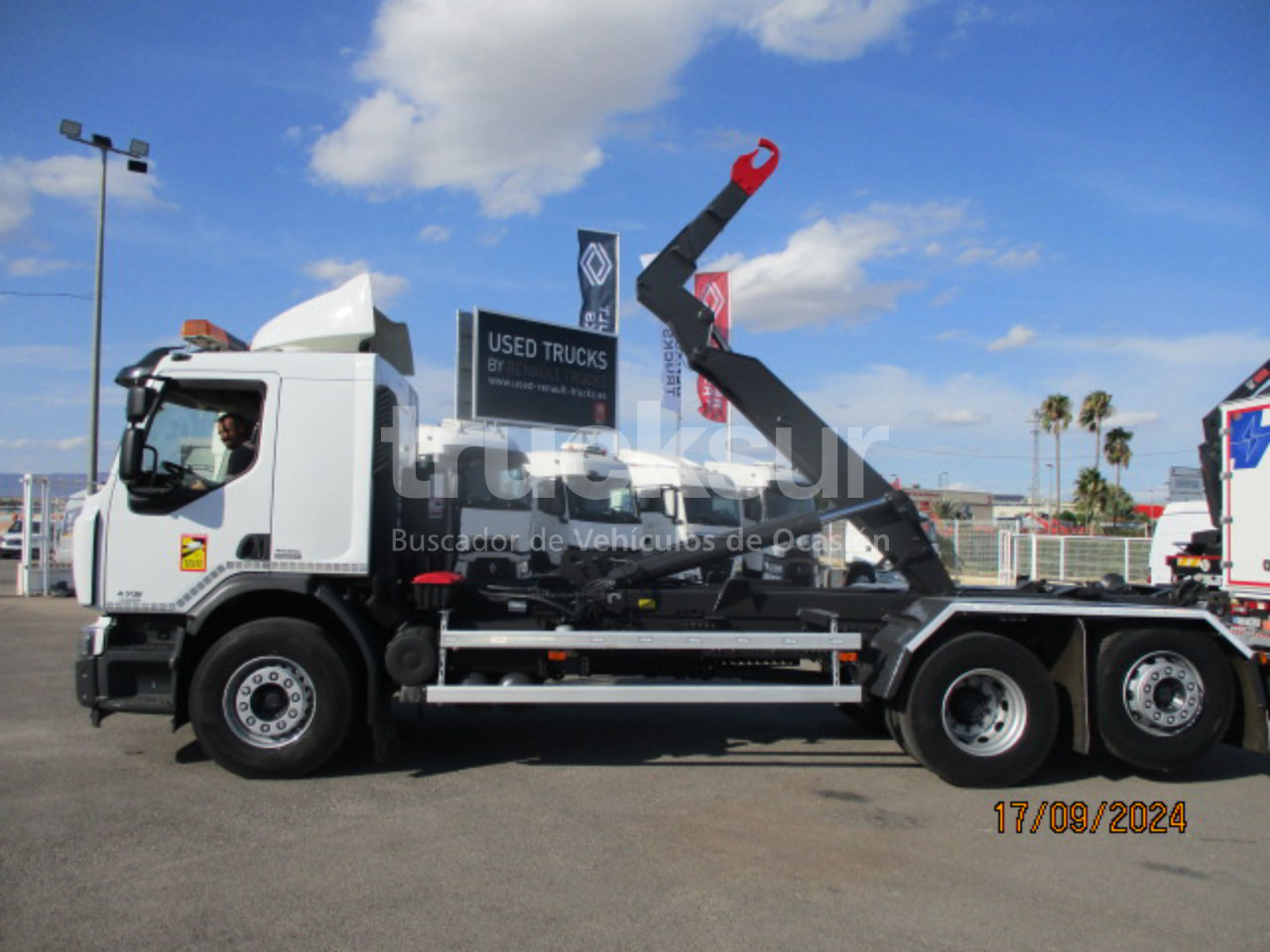RENAULT PREMIUM 430.26 LANDER - Camion ampliroll: photos 4 RENAULT PREMIUM 430.26 LANDER - Camion ampliroll: photos 4