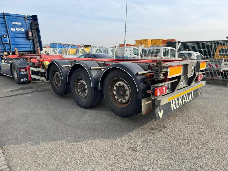 Fruehauf - Semi-remorque porte-conteneur/ Caisse mobile: photos 1 Fruehauf - Semi-remorque porte-conteneur/ Caisse mobile: photos 1