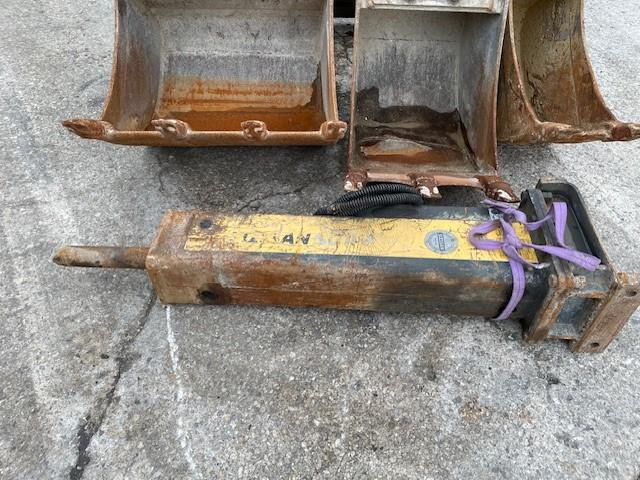 Pelle sur pneus Mecalac 12 MTX: photos 13 Pelle sur pneus Mecalac 12 MTX: photos 13