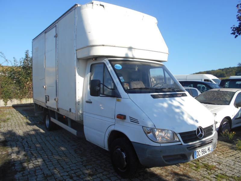 Mercedes 411 - Fourgon grand volume: photos 2 Mercedes 411 - Fourgon grand volume: photos 2
