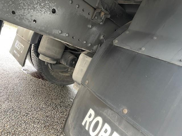 Mercedes Axor 1829 - Camion fourgon: photos 5 Mercedes Axor 1829 - Camion fourgon: photos 5
