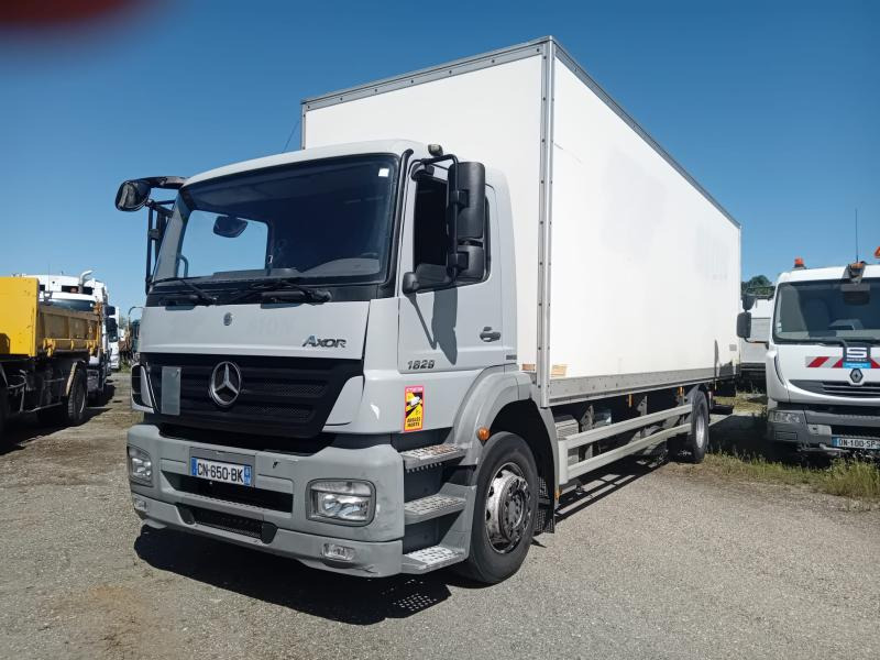 Mercedes Axor 1829 - Camion fourgon: photos 1 Mercedes Axor 1829 - Camion fourgon: photos 1