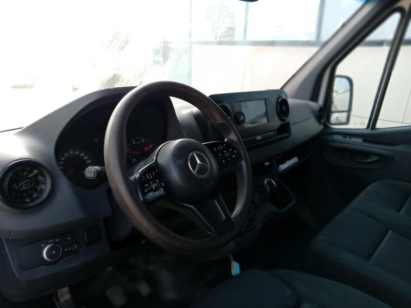 Mercedes Sprinter - Utilitaire benne: photos 5 Mercedes Sprinter - Utilitaire benne: photos 5