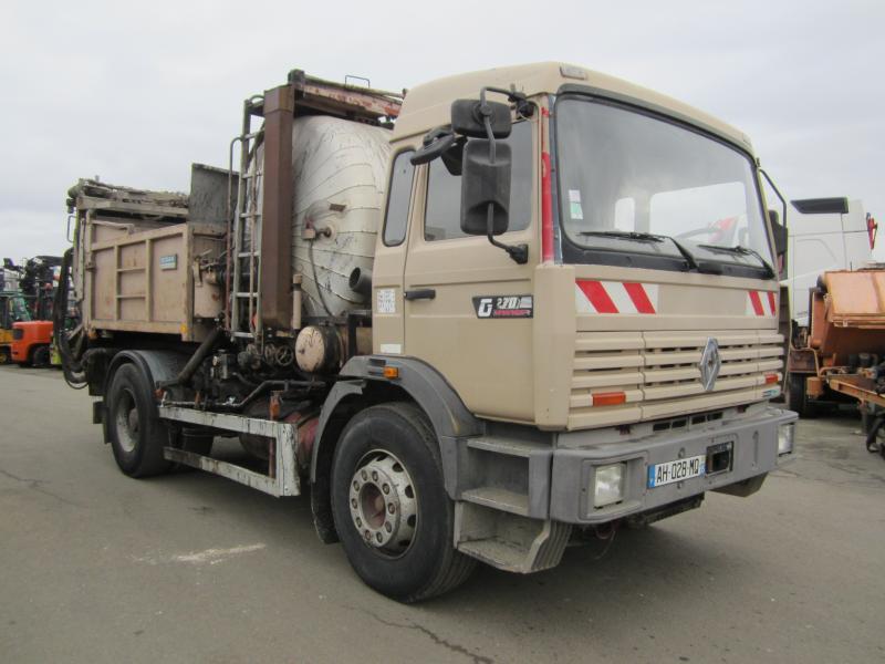 Renault G 270 - Camion citerne: photos 2 Renault G 270 - Camion citerne: photos 2