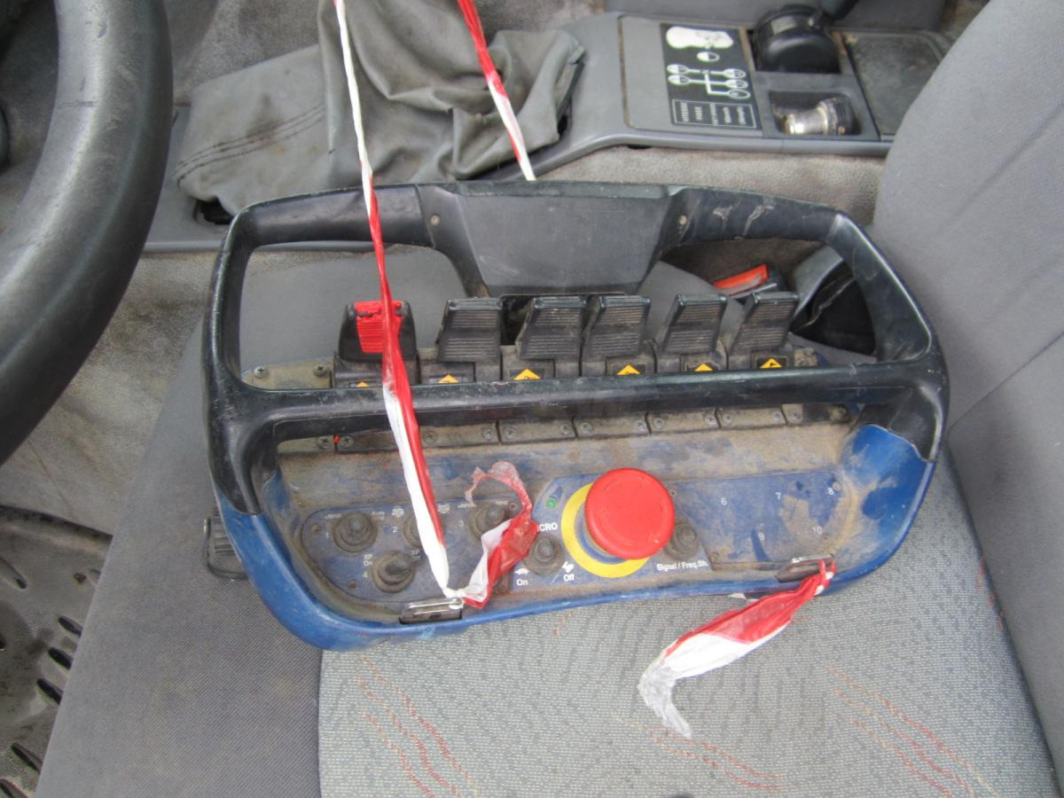 Camion benne Renault Kerax 370 DCI: photos 11 Camion benne Renault Kerax 370 DCI: photos 11