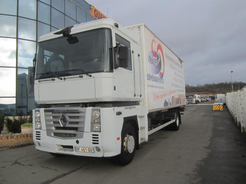 Renault Magnum 460.19 DXI - Camion fourgon: photos 1 Renault Magnum 460.19 DXI - Camion fourgon: photos 1