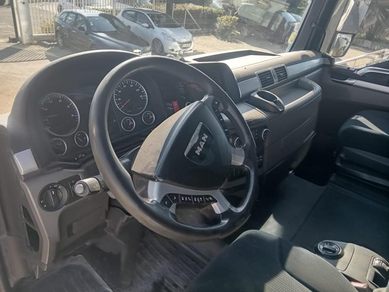 MAN TGX 18.440 - Tracteur routier: photos 3 MAN TGX 18.440 - Tracteur routier: photos 3