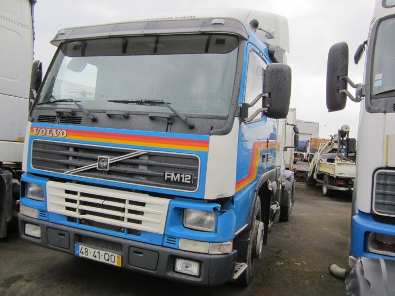 Volvo FM12 380 - Tracteur routier: photos 1 Volvo FM12 380 - Tracteur routier: photos 1