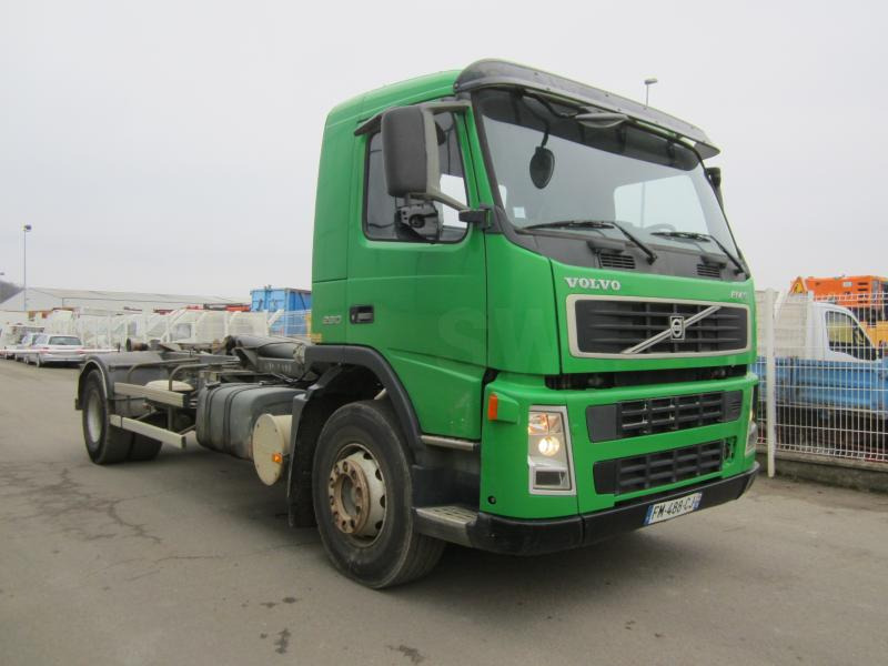 Volvo FM 260 - Camion ampliroll: photos 2 Volvo FM 260 - Camion ampliroll: photos 2