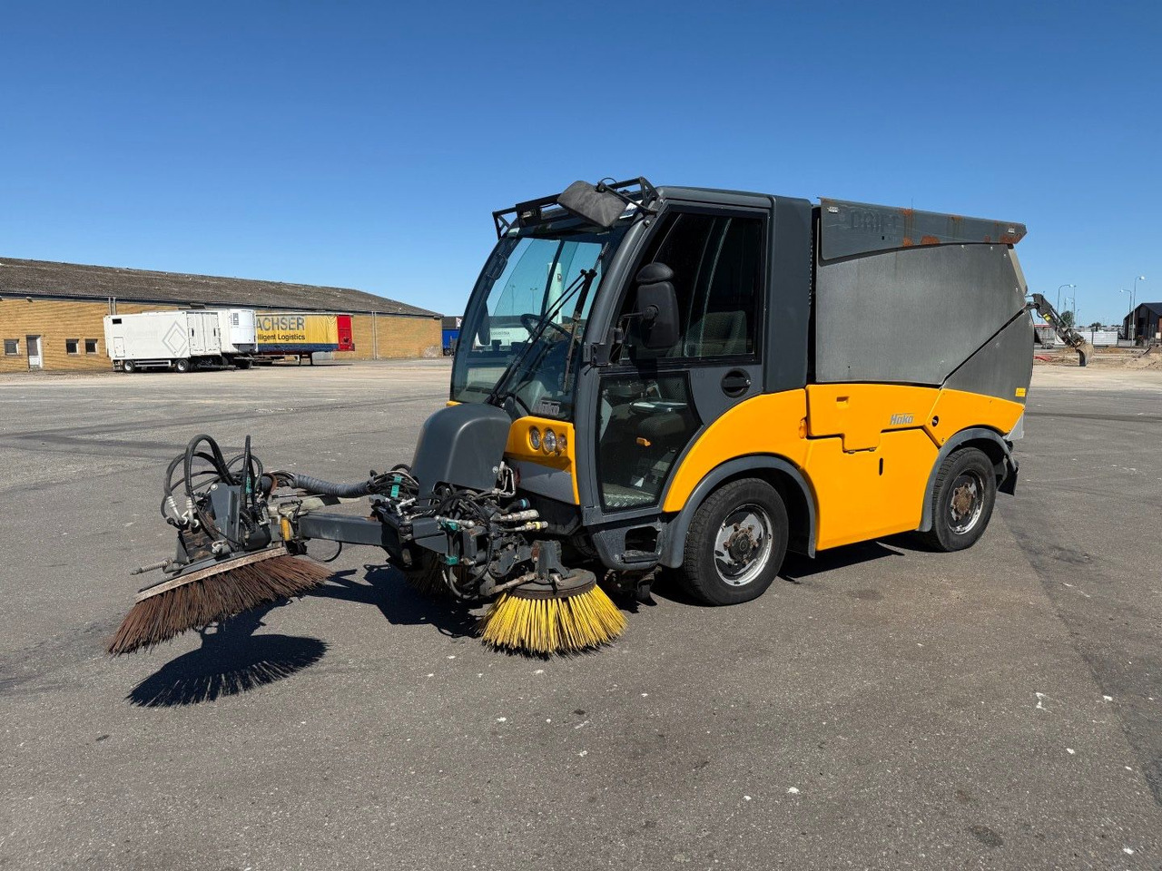 Hako Citymaster 2000 4x4 Euro 5 Kehrmaschine - Balayeuse de voirie: photos 1 Hako Citymaster 2000 4x4 Euro 5 Kehrmaschine - Balayeuse de voirie: photos 1