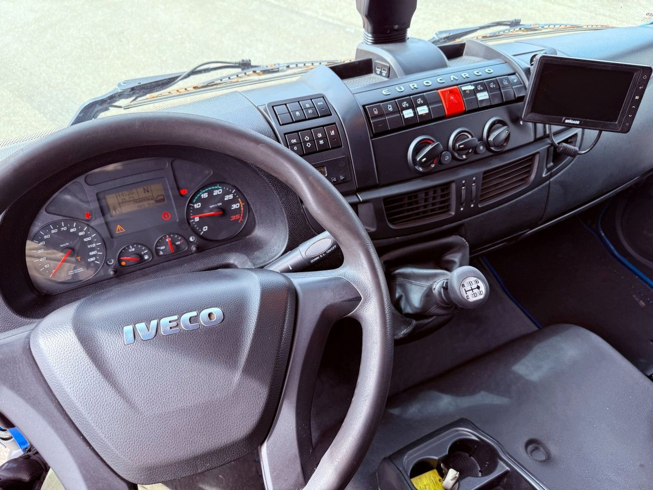Camion frigorifique Iveco EuroCargo 180 E28 4x2 Thermo King T-1000R: photos 6