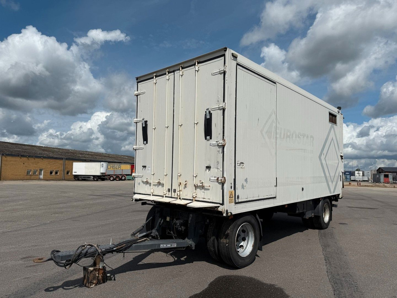 Kel-Berg 20 t. Alubox - Maschineramp Kel-Berg 2 axle 20 t. Alubox - Maschineramp - Remorque fourgon: photos 1 Kel-Berg 20 t. Alubox - Maschineramp Kel-Berg 2 axle 20 t. Alubox - Maschineramp - Remorque fourgon: photos 1