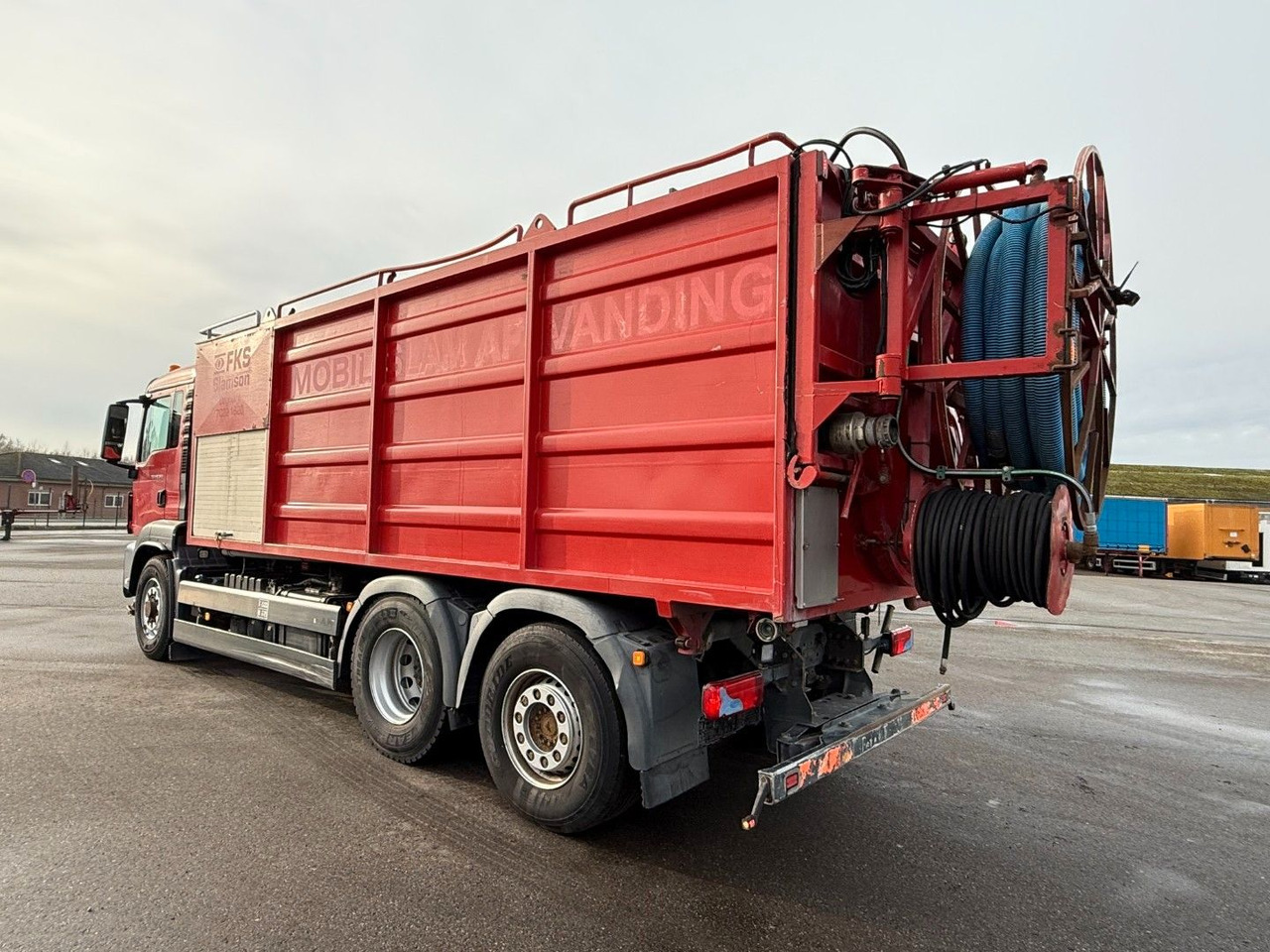 MAN TGS 28.360 6x4H*4 Hydrodrive / Simon Moos KSA MAN TGS 28.360 6x4H*4 Hydrodrive/Moos KSA VacuDrain - Camion hydrocureur: photos 5 MAN TGS 28.360 6x4H*4 Hydrodrive / Simon Moos KSA MAN TGS 28.360 6x4H*4 Hydrodrive/Moos KSA VacuDrain - Camion hydrocureur: photos 5