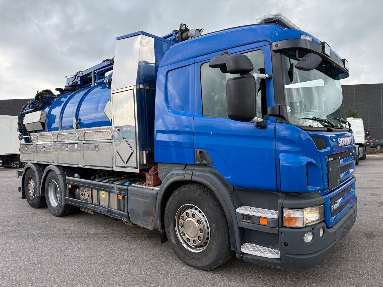 Scania 6x2*4 Eur-Mark PKI 12.1A Stainless Euro 5 - Camion hydrocureur: photos 2 Scania 6x2*4 Eur-Mark PKI 12.1A Stainless Euro 5 - Camion hydrocureur: photos 2