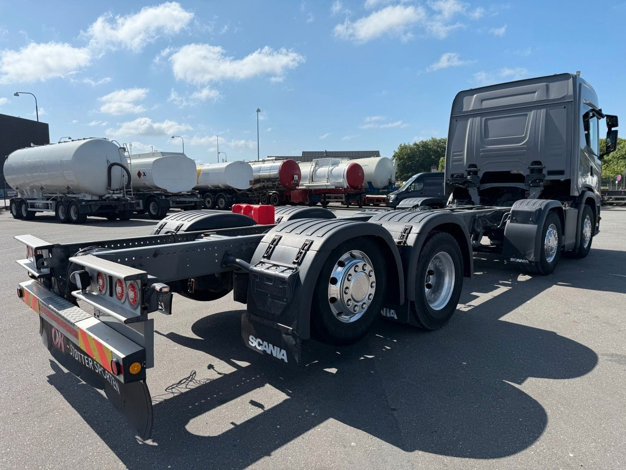 Scania G450 NGS 8x2*6 ADR Chassis / Fahrgestell Euro 6 - Châssis cabine: photos 3 Scania G450 NGS 8x2*6 ADR Chassis / Fahrgestell Euro 6 - Châssis cabine: photos 3