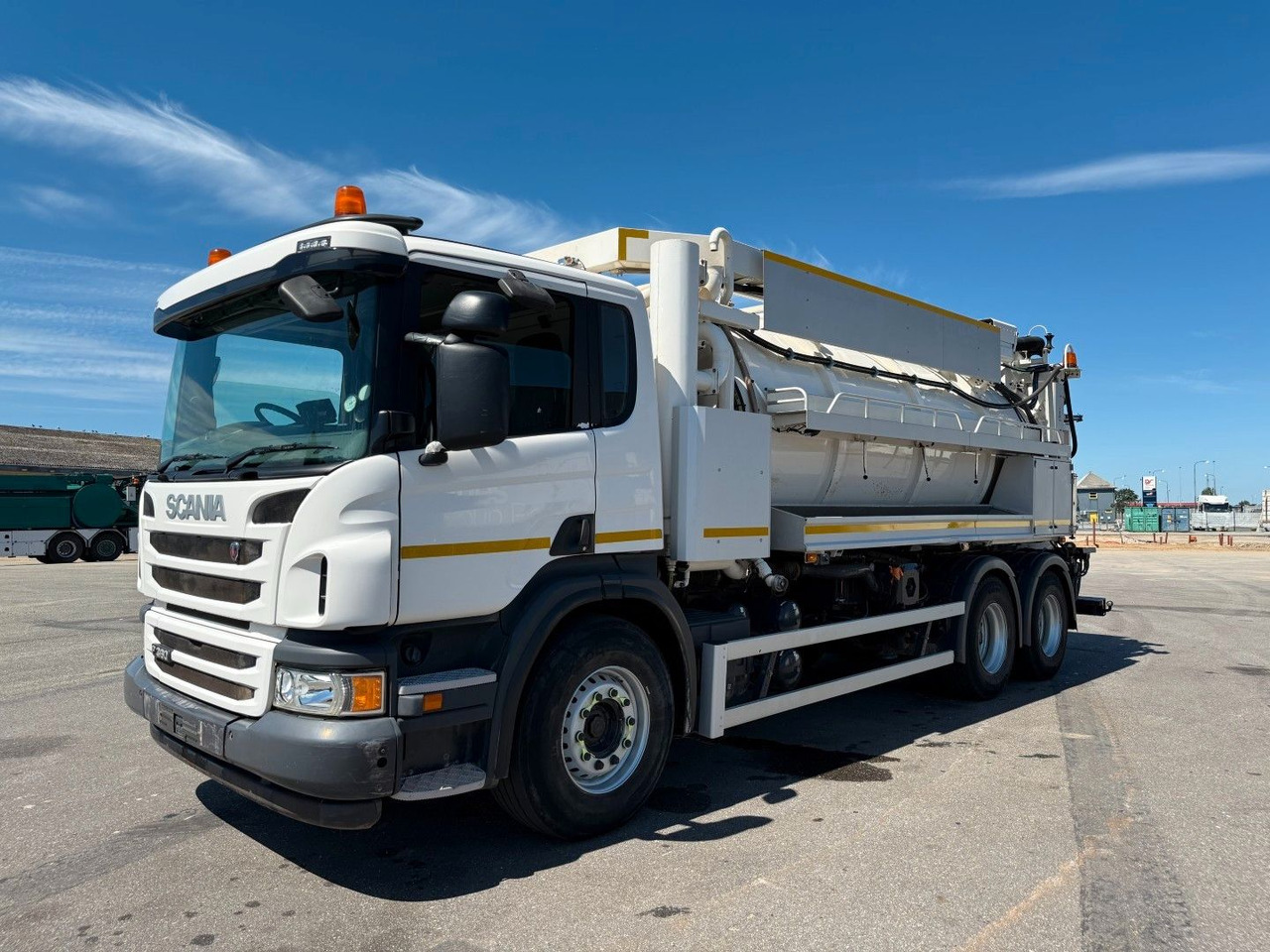 Scania P360 6x4 RHD Hvidtved Larsen FlexLine 312 - Camion hydrocureur: photos 1 Scania P360 6x4 RHD Hvidtved Larsen FlexLine 312 - Camion hydrocureur: photos 1