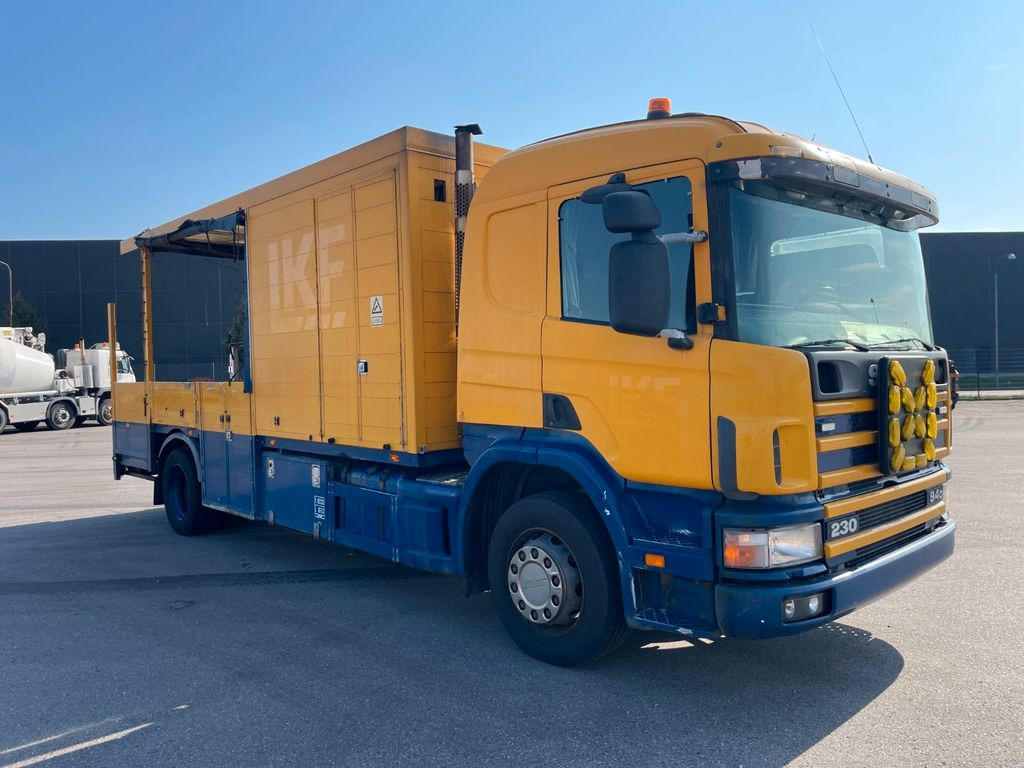 Scania P94/230 LB 4x2 Euro 3 Schaltgetriebe - Camion plateau: photos 2 Scania P94/230 LB 4x2 Euro 3 Schaltgetriebe - Camion plateau: photos 2