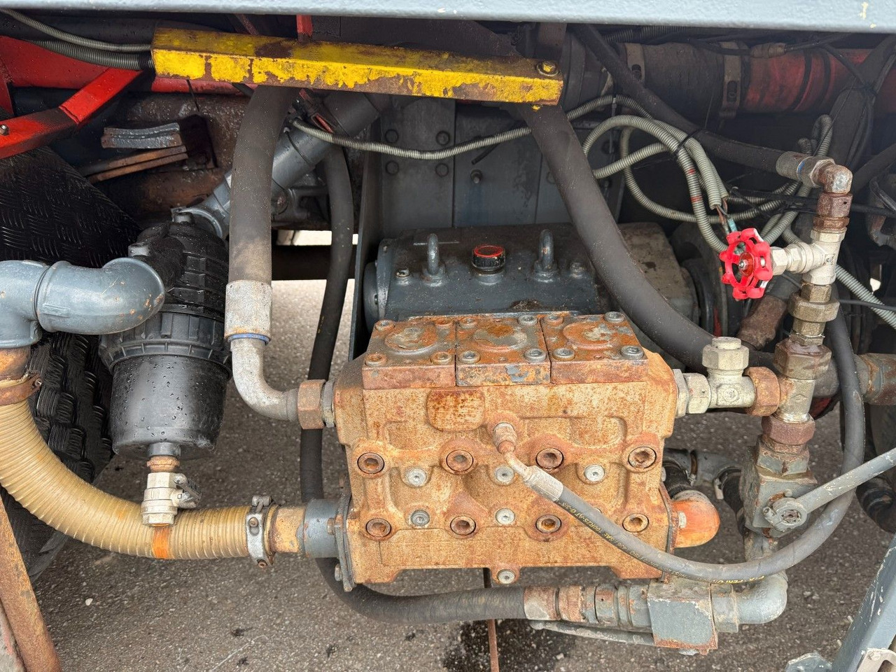 Camion hydrocureur Scania P94/260 4x2 NZ SLS590 Kombi 8.400 l.: photos 11