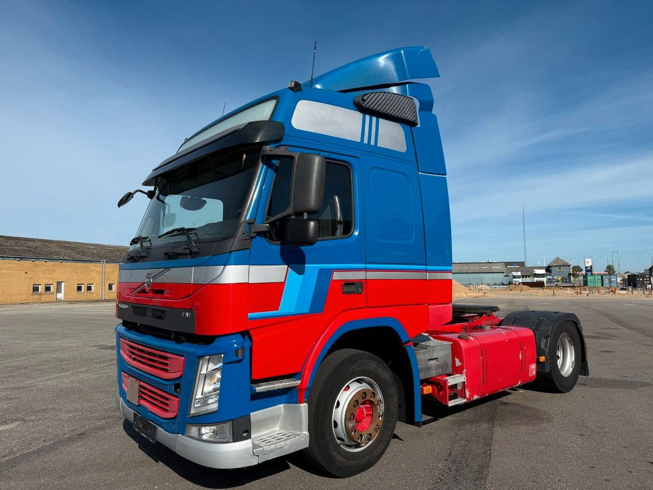 Volvo FM 410 4x2 Globetrotter Euro 6 - Tracteur routier: photos 1 Volvo FM 410 4x2 Globetrotter Euro 6 - Tracteur routier: photos 1