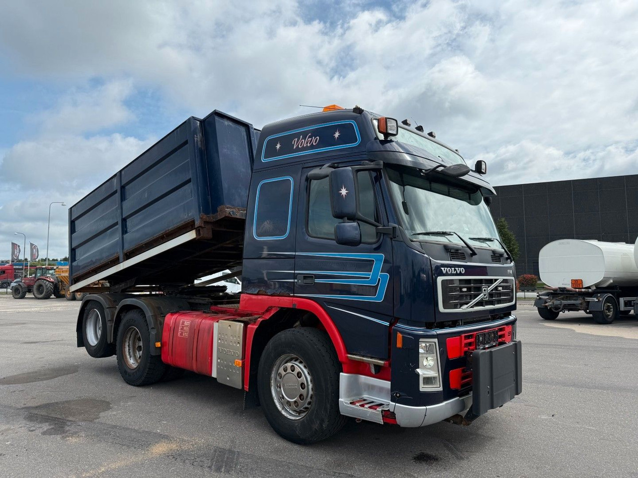 Volvo FM 480 6x2 Tractor unit with Tipper - Tracteur routier: photos 2 Volvo FM 480 6x2 Tractor unit with Tipper - Tracteur routier: photos 2