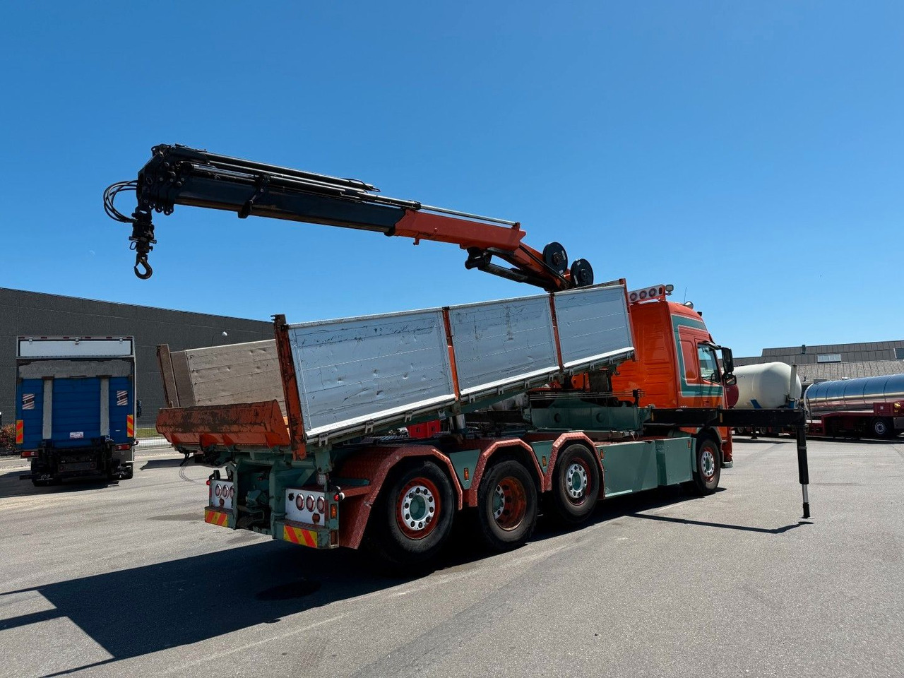 Volvo FM500 8x2*6 Crane HMF 2620 K5 Pendel Tipper - Camion grue: photos 3 Volvo FM500 8x2*6 Crane HMF 2620 K5 Pendel Tipper - Camion grue: photos 3