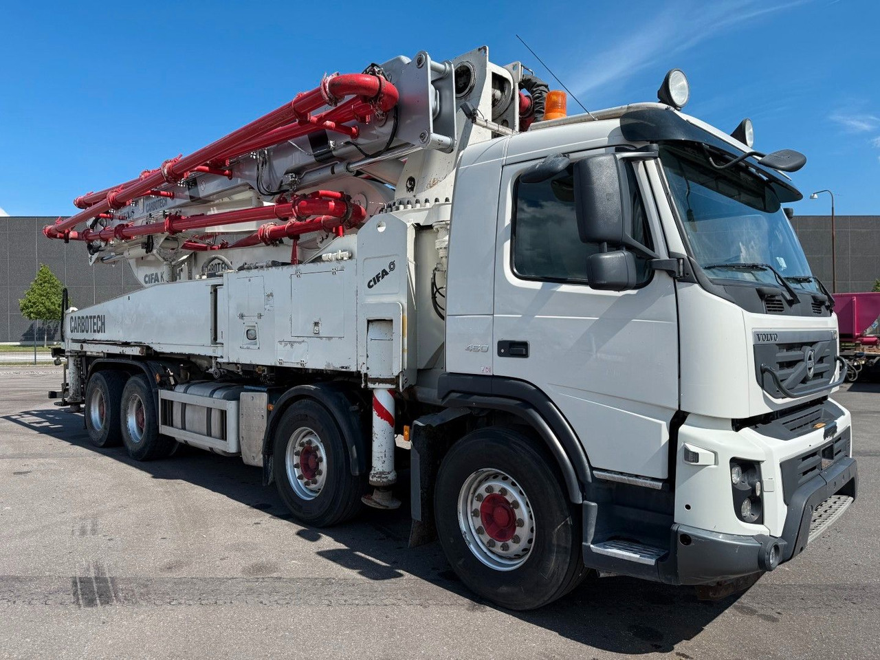Volvo FMX460 8x4 CIFA K45H Concrete pump Euro 5 - Camion pompe: photos 2 Volvo FMX460 8x4 CIFA K45H Concrete pump Euro 5 - Camion pompe: photos 2