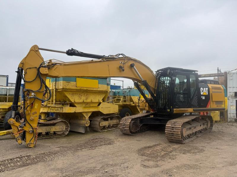 Caterpillar 330FLN - Pelle sur chenille: photos 2 Caterpillar 330FLN - Pelle sur chenille: photos 2