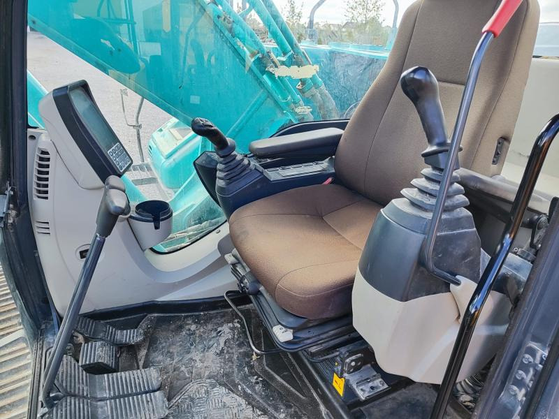 Kobelco SK260NLC-9 - Pelle sur chenille: photos 5 Kobelco SK260NLC-9 - Pelle sur chenille: photos 5