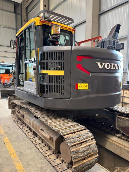 Volvo ECR145EL - Pelle sur chenille: photos 1 Volvo ECR145EL - Pelle sur chenille: photos 1