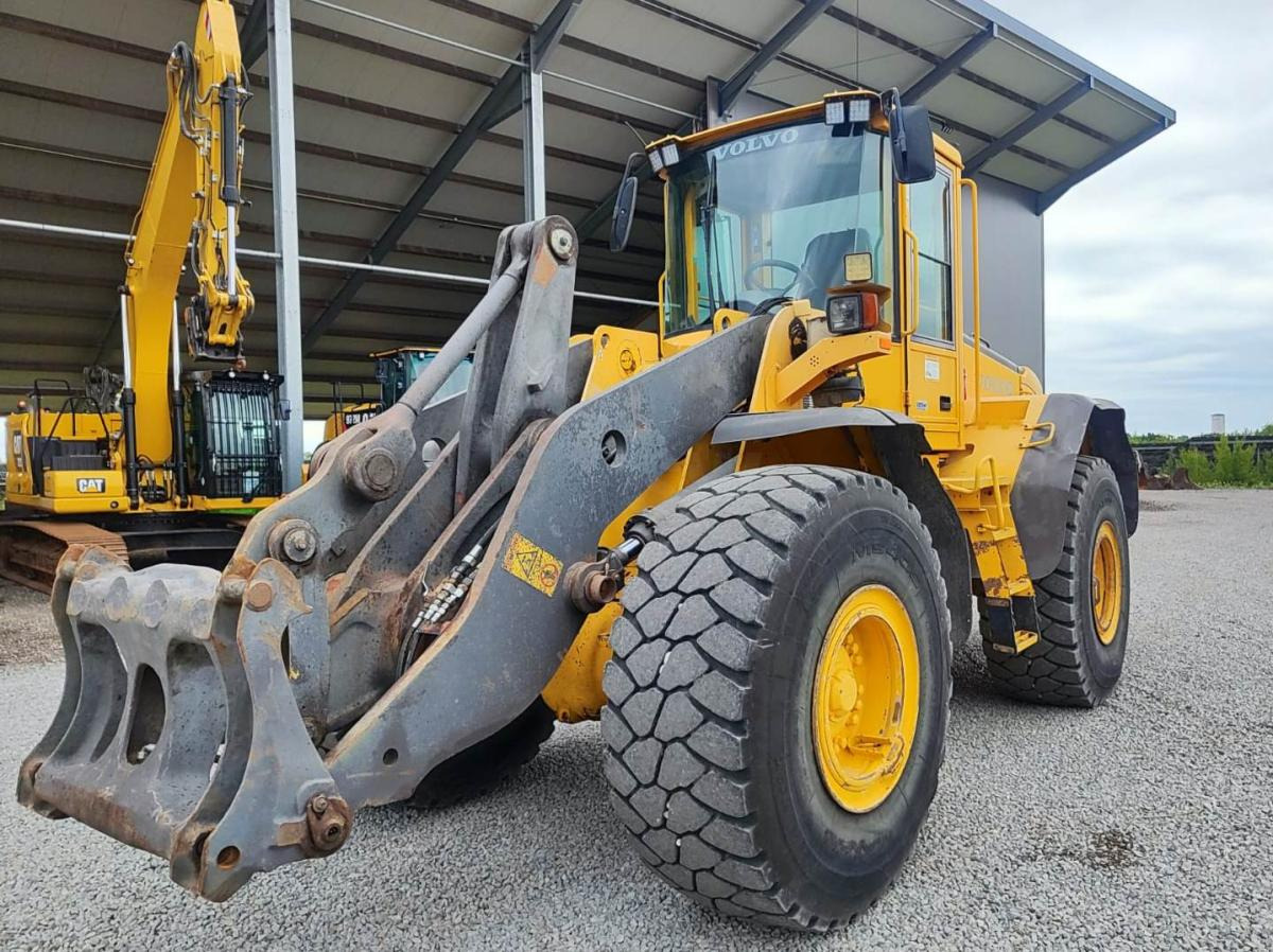 Volvo L120E - Chargeuse sur pneus: photos 2 Volvo L120E - Chargeuse sur pneus: photos 2