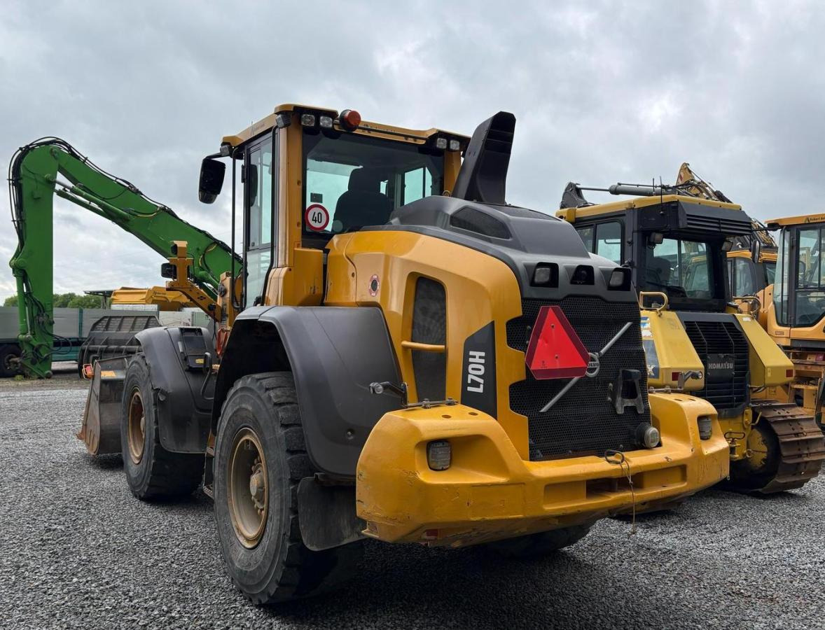 Volvo L70H - Chargeuse sur pneus: photos 1 Volvo L70H - Chargeuse sur pneus: photos 1