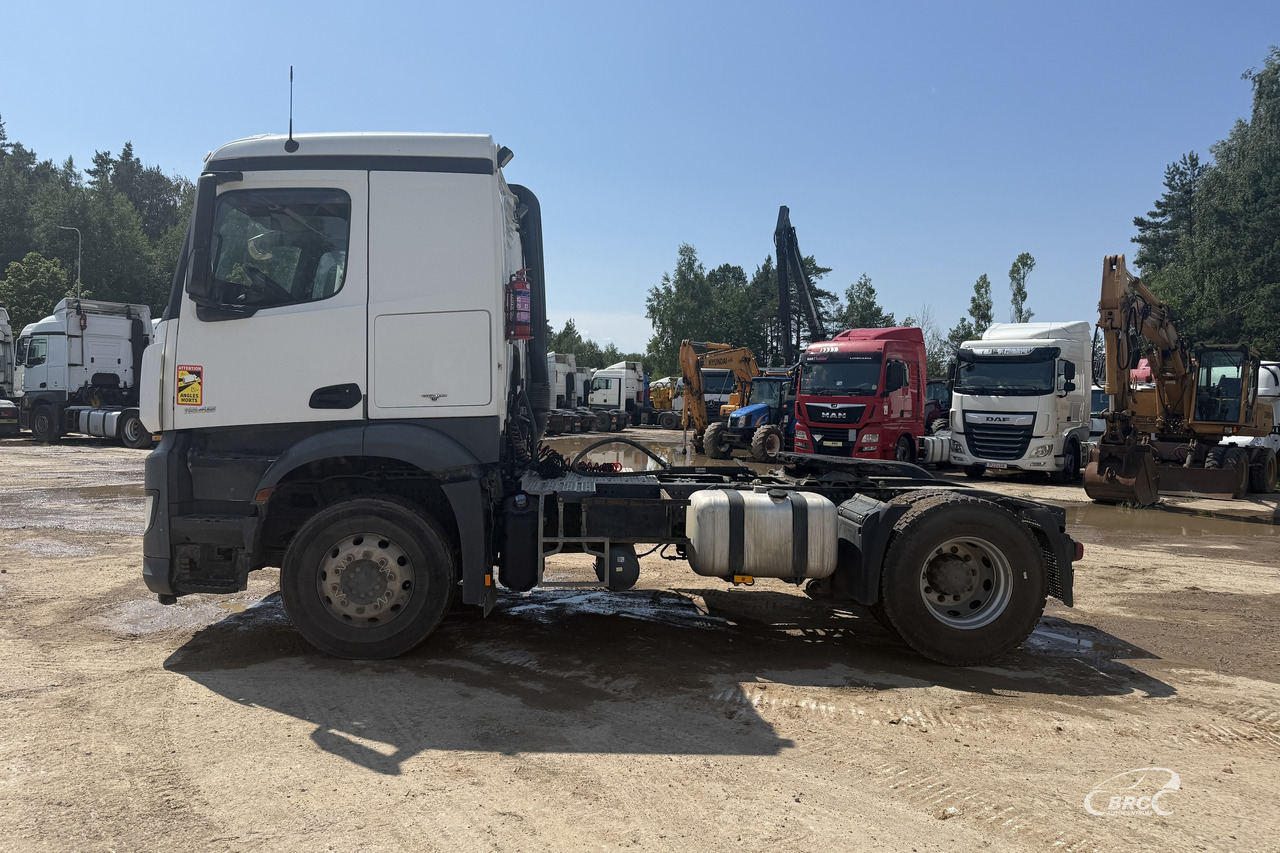 Mercedes-Benz Arocs - Tracteur routier: photos 3 Mercedes-Benz Arocs - Tracteur routier: photos 3