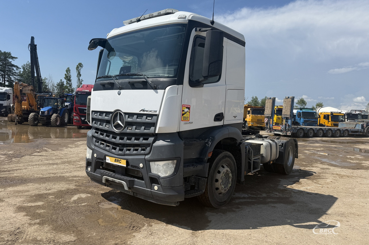Mercedes-Benz Arocs - Tracteur routier: photos 1 Mercedes-Benz Arocs - Tracteur routier: photos 1