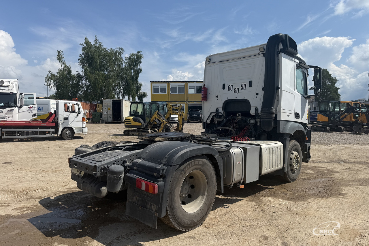 Mercedes-Benz Arocs - Tracteur routier: photos 5 Mercedes-Benz Arocs - Tracteur routier: photos 5