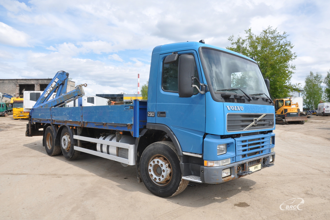Volvo FM7 - Camion plateau: photos 2 Volvo FM7 - Camion plateau: photos 2
