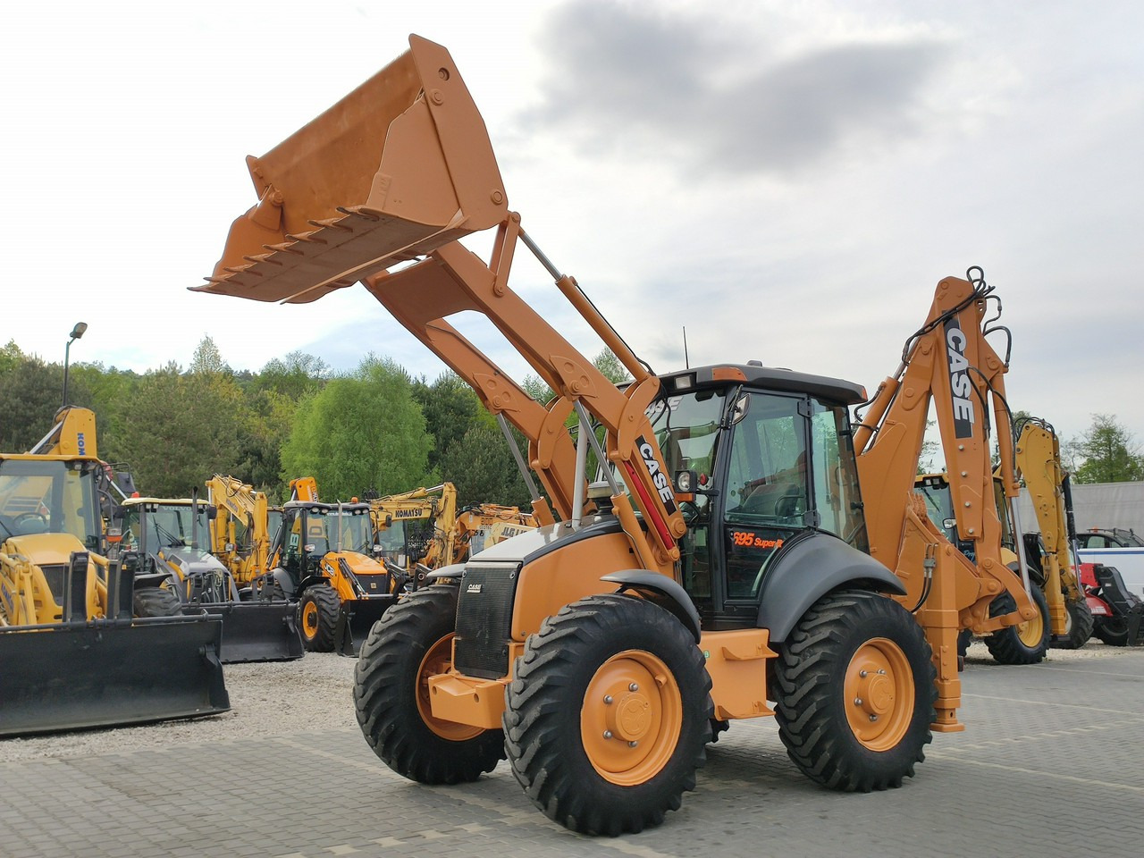 Case 695SR2-4PS - Tractopelle: photos 1 Case 695SR2-4PS - Tractopelle: photos 1