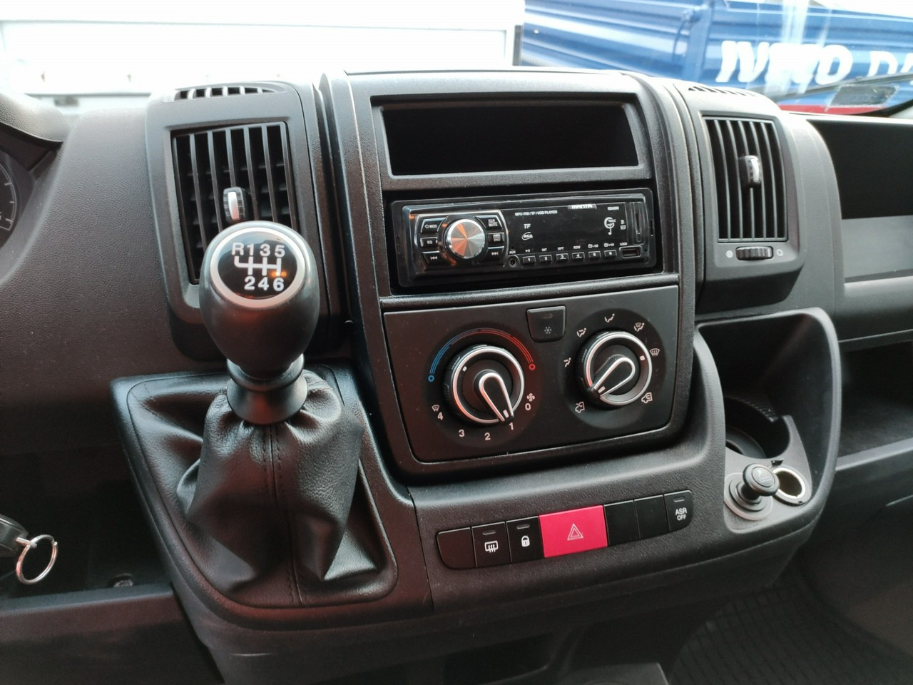Fourgon utilitaire Citroen Jumper: photos 12