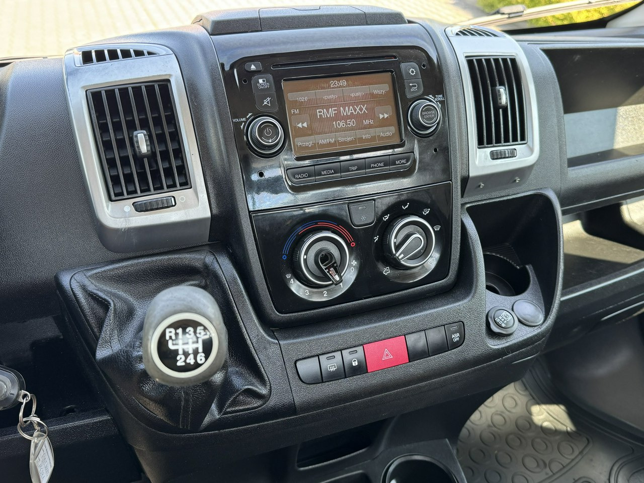 Fiat Ducato en crédit-bail Fiat Ducato: photos 21 Fiat Ducato en crédit-bail Fiat Ducato: photos 21