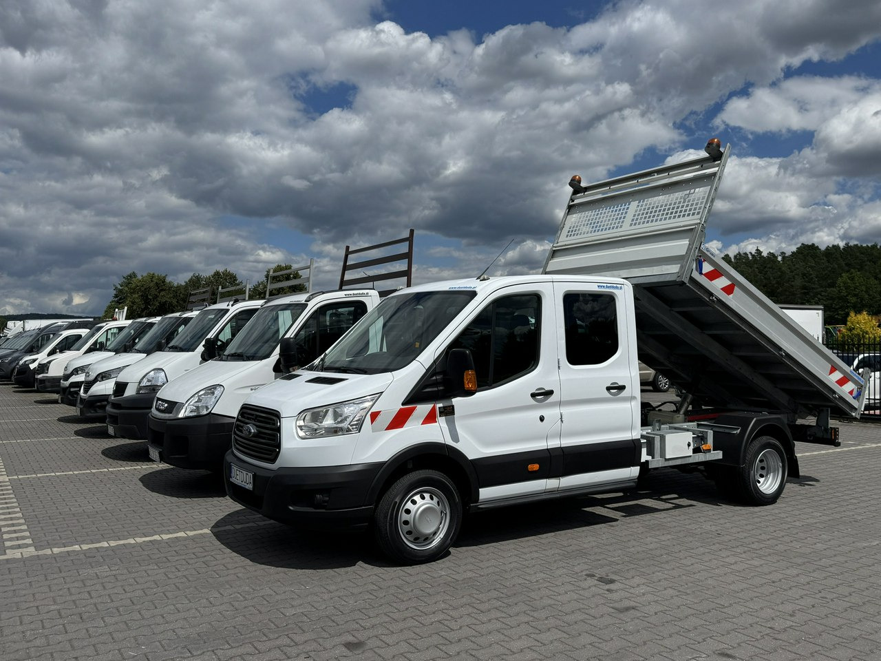 Ford Transit - Utilitaire benne: photos 1 Ford Transit - Utilitaire benne: photos 1