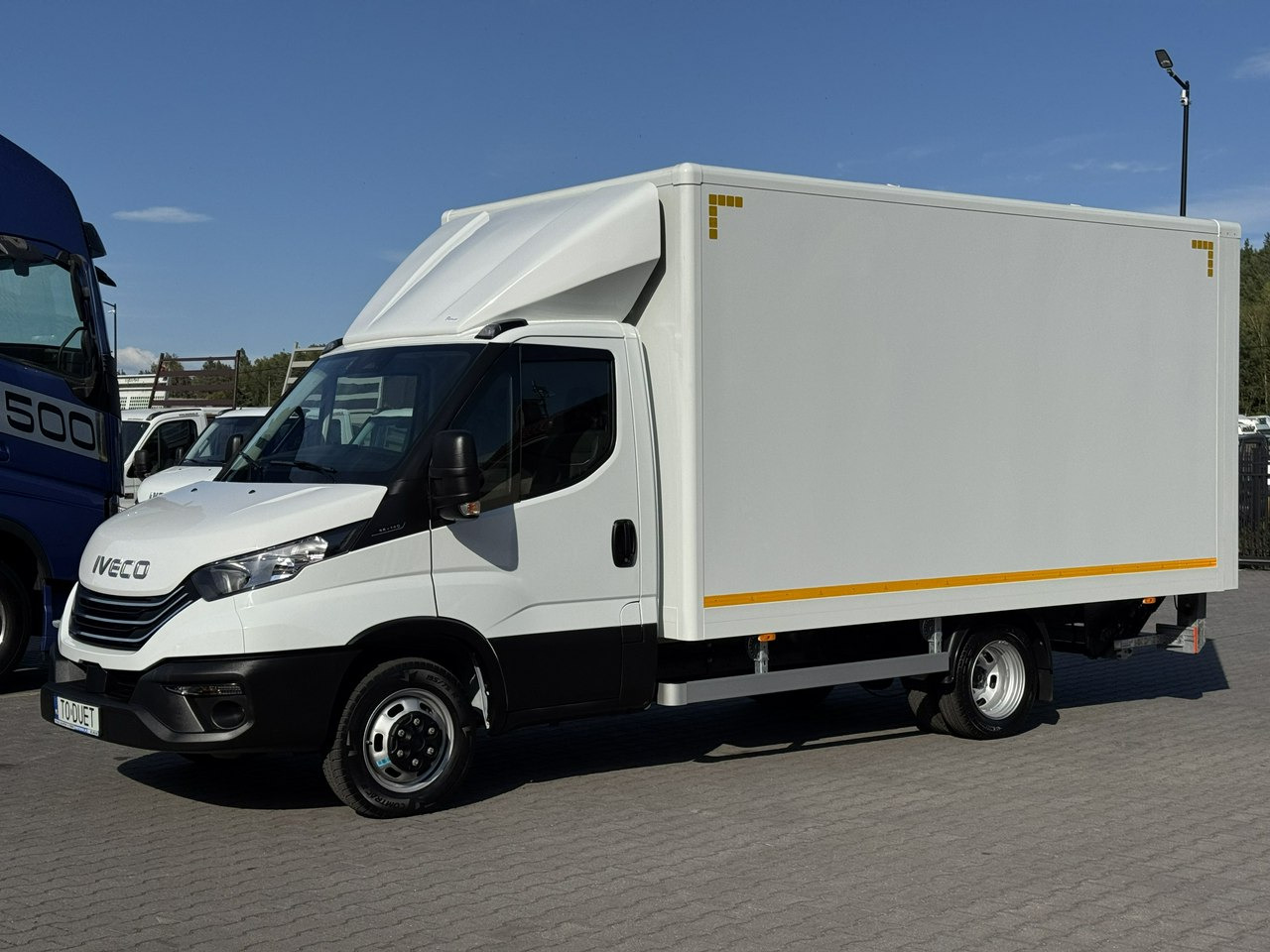 Iveco Daily 35C14 - Fourgon grand volume: photos 2 Iveco Daily 35C14 - Fourgon grand volume: photos 2