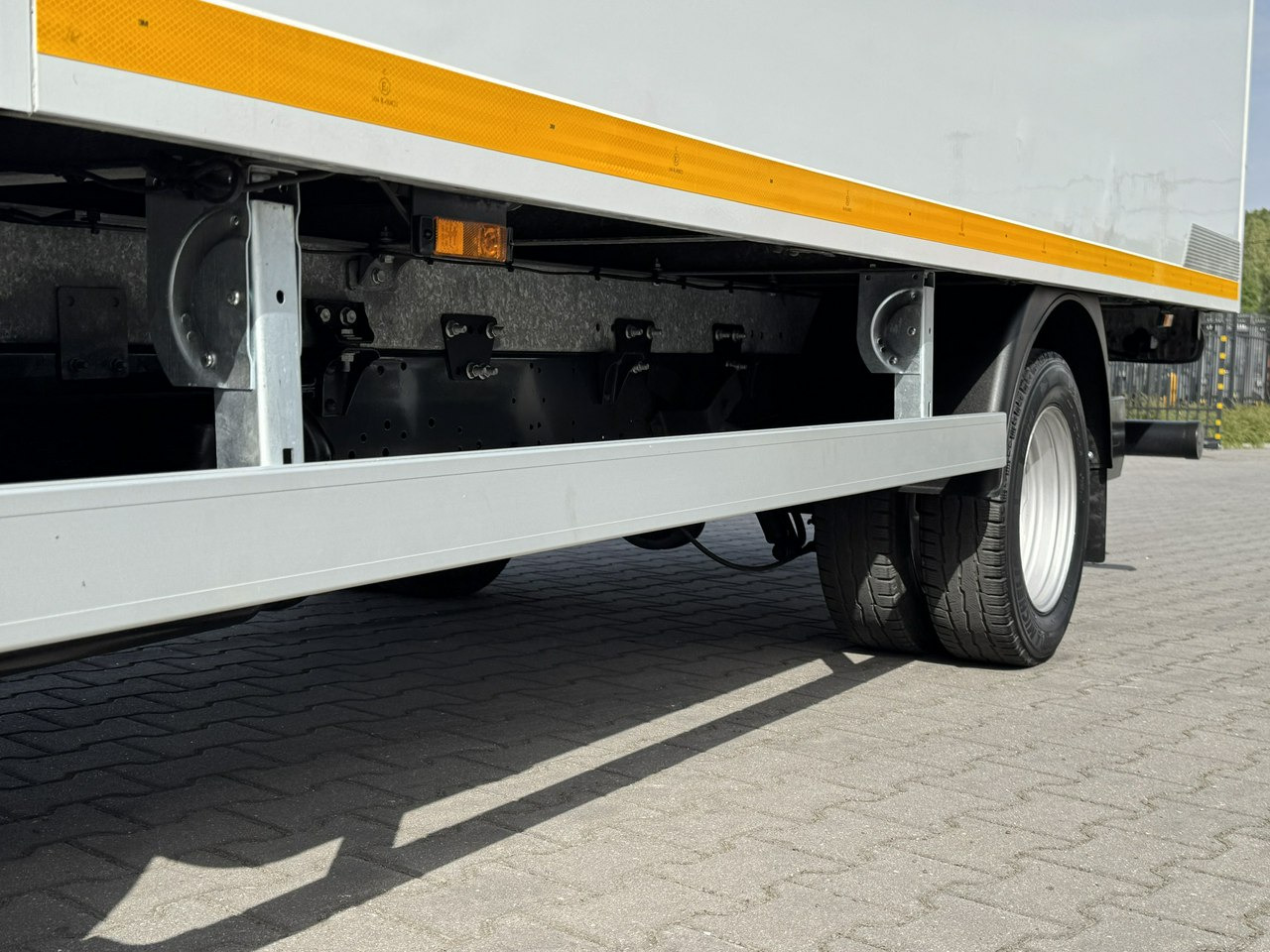 Fourgon grand volume Iveco Daily 35C16 V: photos 9 Fourgon grand volume Iveco Daily 35C16 V: photos 9