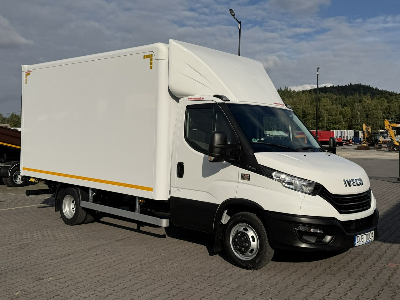 Iveco Daily 35C16 V - Fourgon grand volume: photos 2 Iveco Daily 35C16 V - Fourgon grand volume: photos 2