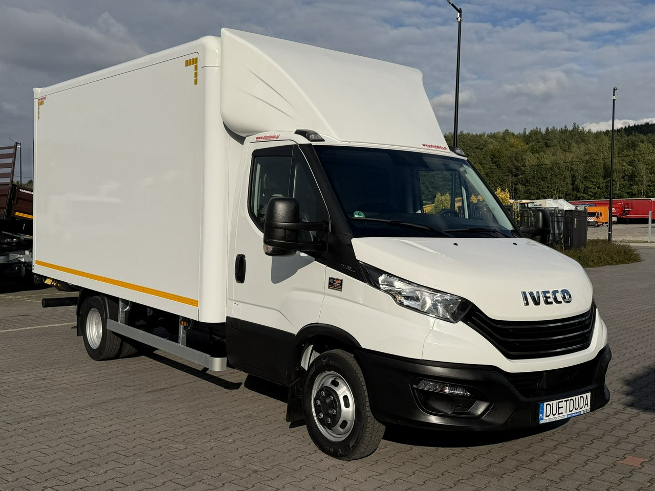 Iveco Daily 35C16 V - Fourgon grand volume: photos 4 Iveco Daily 35C16 V - Fourgon grand volume: photos 4